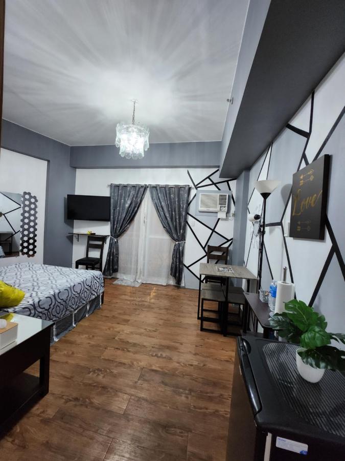 Condo Azur Suites: Stylish Airport Retreat with Netflix & Luxe Pool Lapu-Lapu City Exterior photo